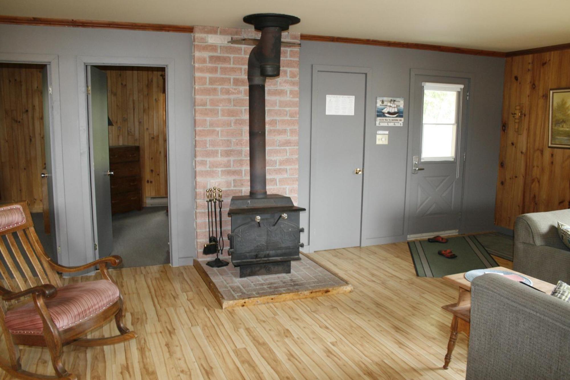 Auberge Et Chalets Sur Le Lac Lac-Megantic Room photo