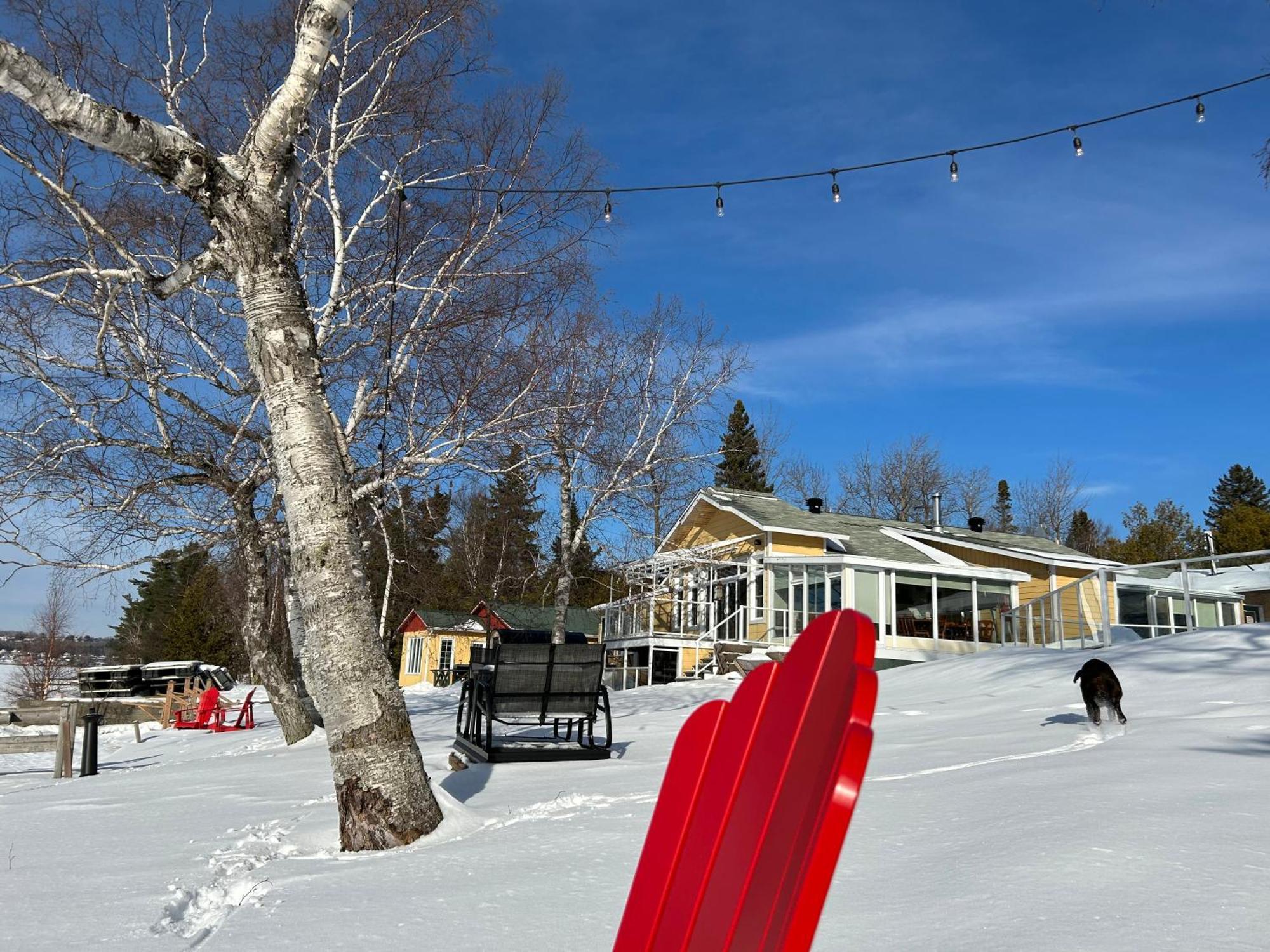 Auberge Et Chalets Sur Le Lac Lac-Megantic Exterior photo